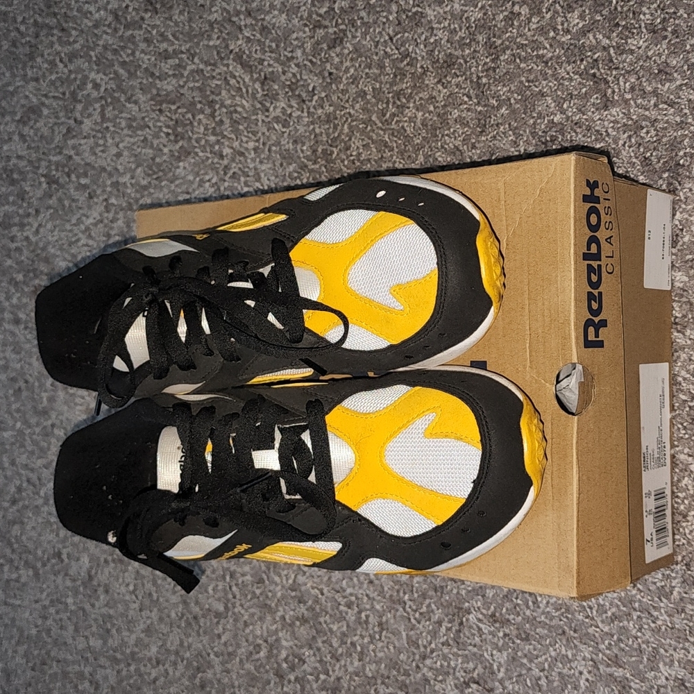Reebok Classic Aztrek